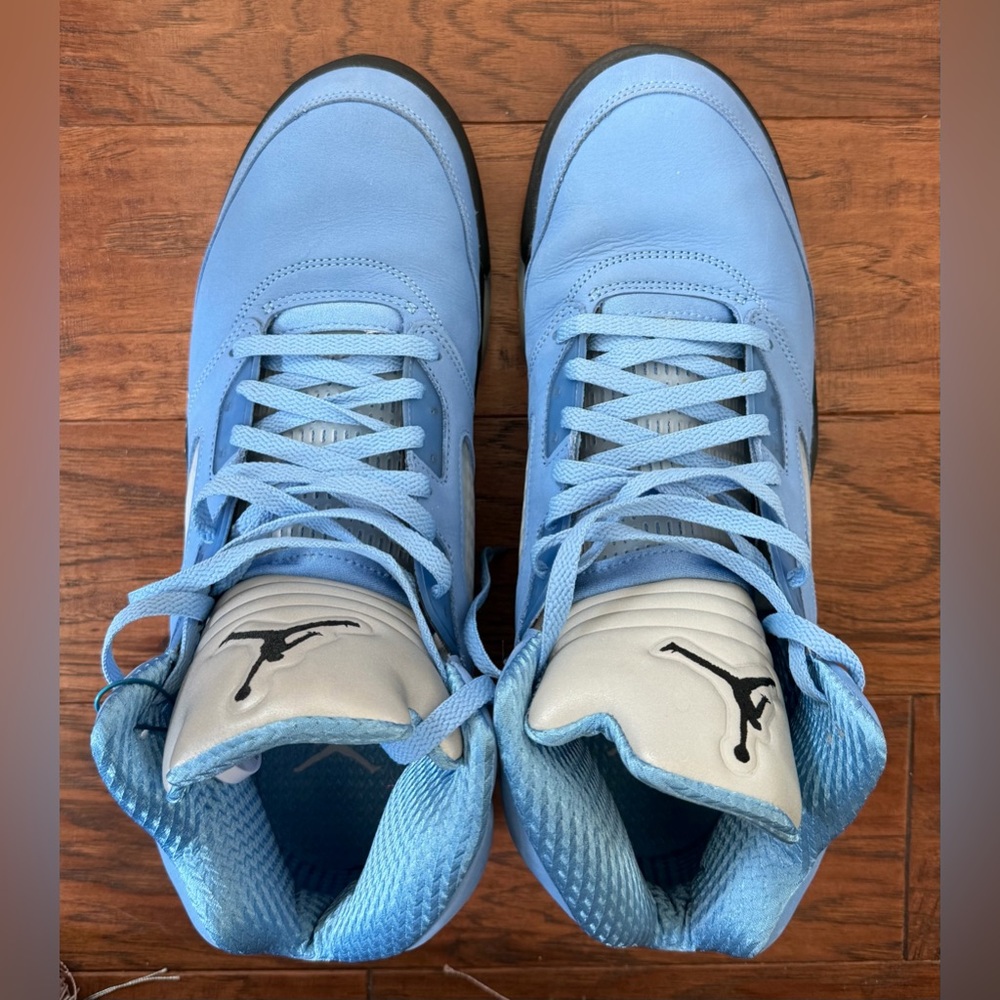 Jordan 5 Retro SE Mid UNC - Picture 8 of 13
